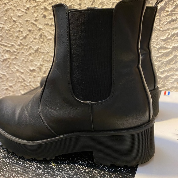 Plataform boots - Picture 4 of 8